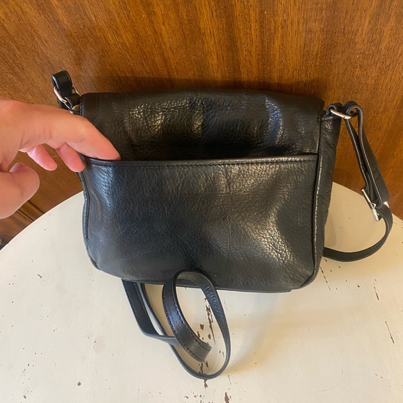 Medium size crossbody black purse - Picture 7 of 9